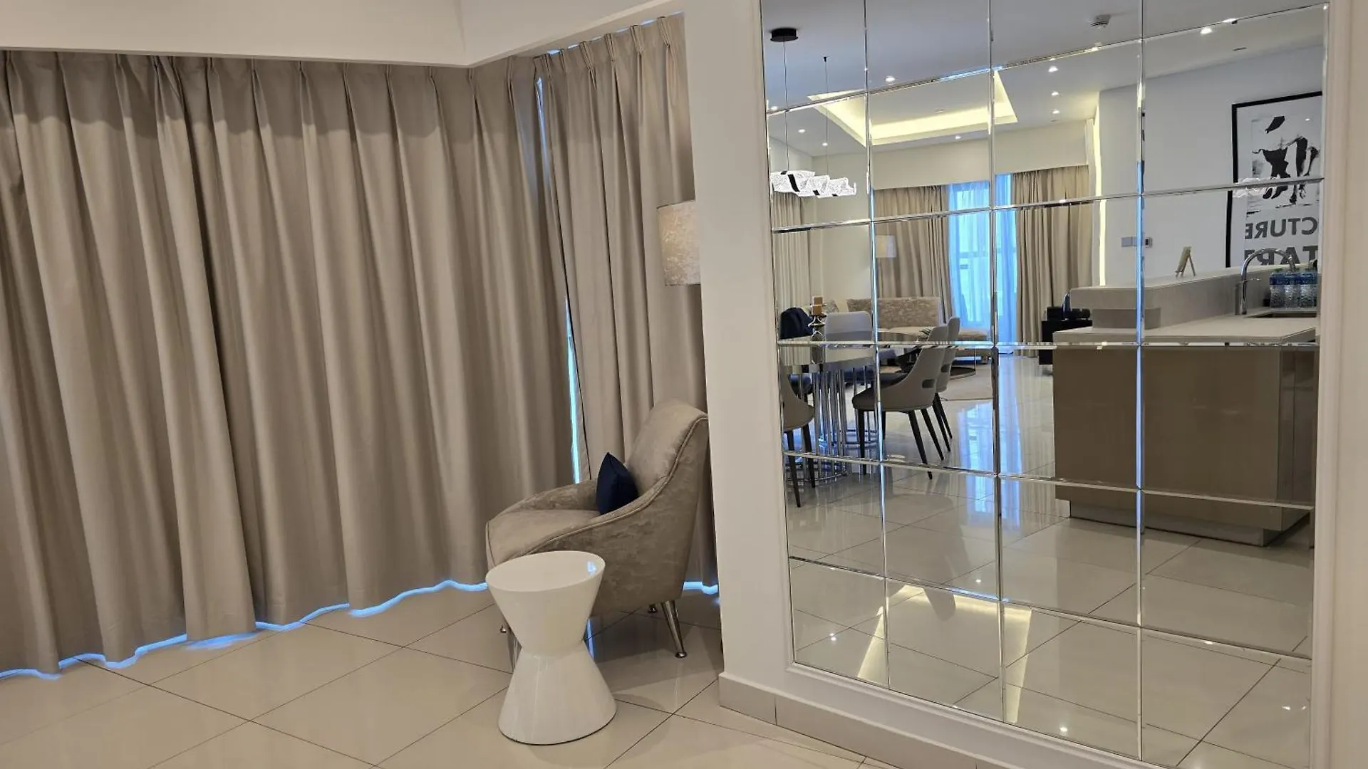 Апарт-отель Quill Residence At Paramount Towers 3 Bedroom Creek View Дубай